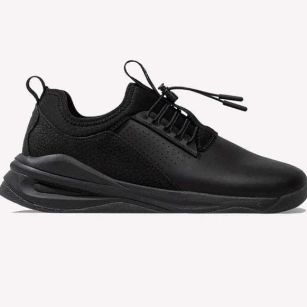 Clove All Black Option box size 40.5, Women‎ 9, Men 7.5... Sneakers